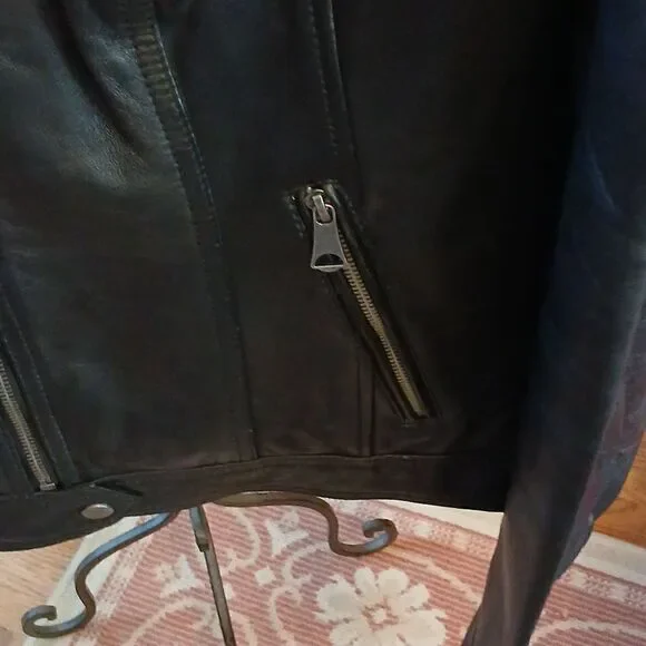 Andrew Marc - Picture 6 of 9